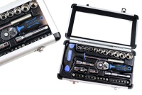 SOCKET WRENCH SET
