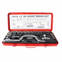 SOCKET WRENCH SET