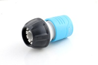 HOSE CONNECTOR