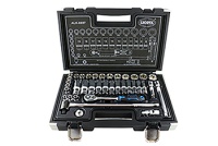 SOCKET WRENCH SET